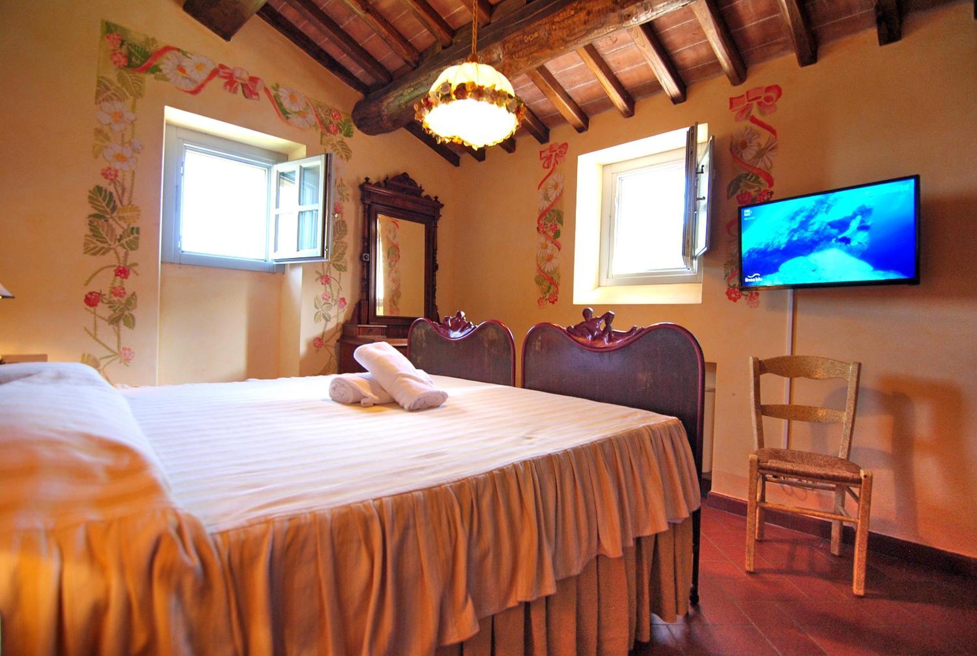 Agriturismo I Frati Paciano Kültér fotó